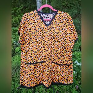 Lot of 3 Holiday Scrub Tops *Appear Handmade* Thanksgiving Halloween Valentine's